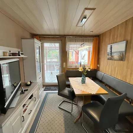 Cozy In Near Sea Apartment *