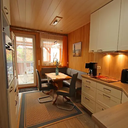 Cozy In Near Sea *