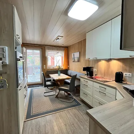 Cozy In Near Sea Apartment *